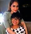 Cinta Laura dan mamanya