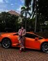 Hotman Paris jual mobil