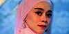 Serba Satin, Look Mewah nan Playful Lesti Kejora 