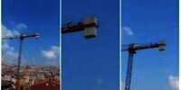 Pekerja Konstruksi Salat di Atas Menara Crane