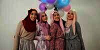 Noura Ingin Buktikan Grup Berhijab Bisa Eksis