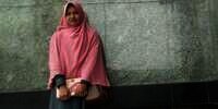 Emmie Susanti: Terpukul, Dicibir, Hijab Syar'i Menuntunku