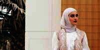 Paduan Outer untuk Hijabers Pergi ke Kantor