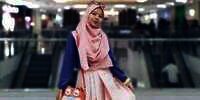 Uni Dzalika: 2 Pilihan Tatanan Hijab untuk Wisuda