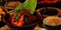 Kiriman 1,4 Ton Rendang Untuk Korban Pengungsi Tsunami