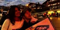 Gaya Busana Liburan Priyanka Chopra dan Nick Jonas