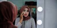 Awet Muda Setelah 14 Tahun Tak Gerakkan Otot Dahi