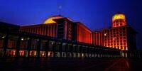 Sambil Ngabuburit, Rasakan Keunikan Buka Puasa di Masjid Terindah Se-Indonesia