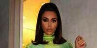 Tampilan Kim Kardashian dengan Rambut 'Light Frosted Brown'