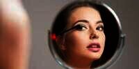 Tutorial Make Up Negative Space untuk Tampil Lebih Edgy