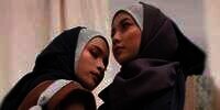 Bara Sarira, Fashion Hijab yang Sadar Kesehatan Tulang Belakang