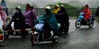 Musim Hujan Tiba, Jas Motor Ini Aman Digunakan
