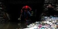 Aksi Terpuji Spiderman Pare-pare Libas Sampah di Jalanan