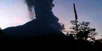 Gunung Merapi Erupsi, Bandara Adi Soemarmo Ditutup Sementara