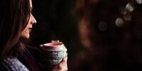 Konsumsi Minuman Panas Bisa Cegah Penularan Virus Corona, Cek Faktanya!