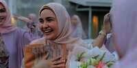 Gandeng Desainer Ternama, Senayan City Gelar 'Show From Home'