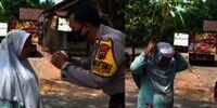 Emak-emak Kena Razia Masker, Endingnya Bikin Ngakak