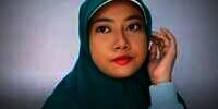 Tutorial Makeup dan Hijab Bu Tejo 'Tilik'