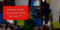 Terharu! Anak Nantikan Ayah Ojol Pulang Cuma Ditemani Lihat Kereta Melintas