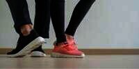 Lag Tren, Pesan Sneakers Favorit Sesuai Kantong Tanpa Turun Kualitas
