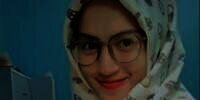 Tetap Bergamis Meski Diprotes, Hijaber Cantik Ini Diputusin Pacar Lantaran Malu