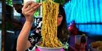 Viral! Ini Penampakan Mie Ayam Gerobak Langganan Konglomerat