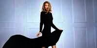 5 Ide Padu Padan Dress Hitam Agar Makin Stylish