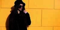 5 Cara Tampil dengan Outfit Hitam Agar Nggak Bosan