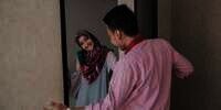 Tips Nyaman Hubungan Suami Istri Kala Berbadan Dua