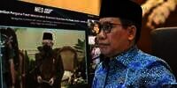 Hadiri Pelantikan Masyarakat Ekonomi Kreatif, Gus Menteri Simak Arahan Wapres