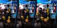 Aksi Penjual Makanan di India Bikin Auto Mual, Perhatikan Gayungnya!