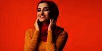 6 Tips Khusus Merawat Rambut Kering
