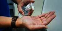Donasi Hand Sanitizer Senilai Rp150 Juta untuk Melawan Pandemi