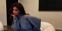 Garasi Penuh Mobil Mewah, Kylie Jenner Malah Ajak Anak Naik `Odong-Odong`