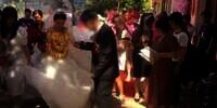 Resepsi Nikah Pamer Perhiasan Emas 60 Kg, Mempelai Wanita Kesusahan Bergerak