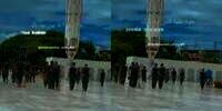 Aksi Prajurit TNI Bersih-Bersih di Masjid Raya Baiturrahman Aceh Jadi Sorotan Netizen