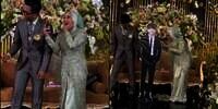 Pengantin Wanita Heboh Dapat Kado Kejutan di Pelaminan, Suami Sampai Diminta Minggir!