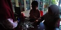 Haru, Bocah 9 Tahun Sedekahkan Seluruh Tabungan di Celengan