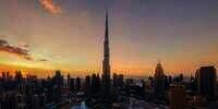 Taruhan Nyawa, Segini Besaran Gaji Tukang Bersih Kaca Burj Khalifa