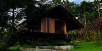 Pemandangan Langka Villa Nicholas Saputra di Pinggir Hutan Sumatera