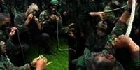 Aksi Prajurit TNI Latihan Survival Bikin Bergidik: Makan Ular Hidup-hidup Sambil Minum Darahnya