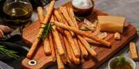 Resep Camilan Gluten Free: Cheese Breadsticks