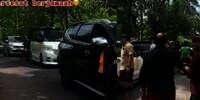 Rombongan Pengantin Tersesat di Jalan, 'Bagaimana Dulu Ngapelnya?'