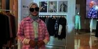 Gaya Busana Timeless Retro, Simpel dan Longlasting!