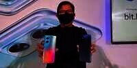 Desain Keren Kamera Oke, Smartphone Ini Jadi Incaran Anak Muda