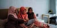 Kisah Hebat 3 Perempuan Pebisnis Indonesia Raih Lazada Forward Women Awards 2022