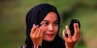 Trik Membuat Wing Eyeliner Sesuai dengan Bentuk Mata