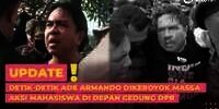 Detik-Detik Ade Armando Dikeroyok Massa Aksi Mahasiswa di Depan Gedung DPR