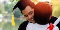 Anak Pergoki Ibu Diam-Diam Pakai Toga Wisudanya, Kisah di Baliknya Bikin Air Mata Menetes