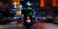 Kisah Horor Sopir Ojol 3 Kali Dapat Customer di Lampu Merah & Diantar ke Rumah yang Sama, Ternyata Penumpangnya Sudah Tewas Kecelakaan